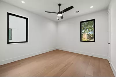 5409 Chevy Chase #D, Houston, TX 77056 - Photo 21