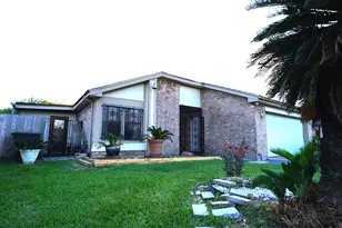 11727 Lamprey St, Houston, TX 77099 - Photo 3