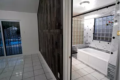 11727 Lamprey St, Houston, TX 77099 - Photo 37