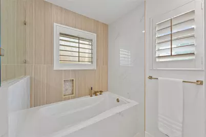 7903 Burgoyne Road, Houston, TX 77063 - Photo 9