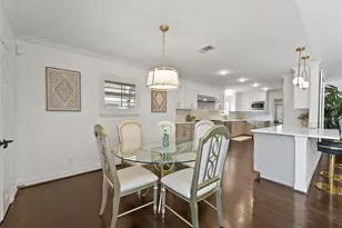 7903 Burgoyne Rd, Houston, TX 77063 - Photo 15