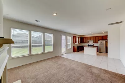 7218 Bakersfield Court, Rosharon, TX 77583 - Photo 5
