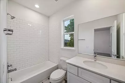 1524 Ojeman Road #D, Houston, TX 77055 - Photo 23