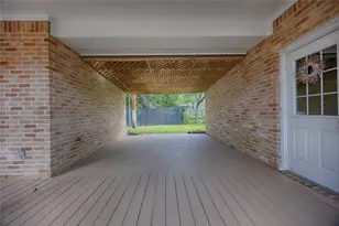 102 Creek Bend Ln, Columbus, TX 78934 - Photo 11