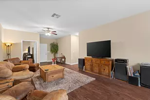 11706 Bogs Ct, Tomball, TX 77375 - Photo 7