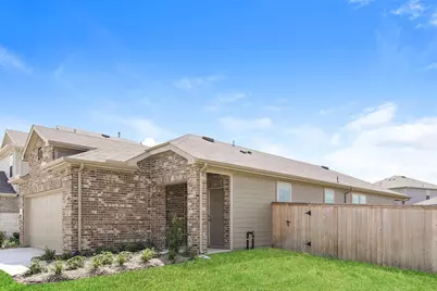 15243 Canyon Rapids Road, Conroe, TX 77302 - Photo 3