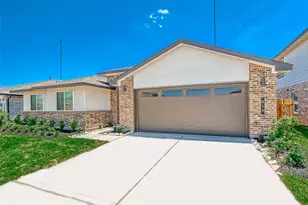 819 Dhalia Petal, Missouri City, TX 77459 - Photo 3