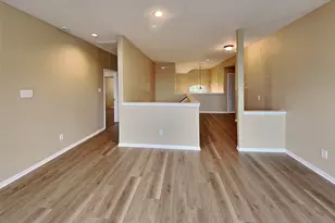 5718 Emerald Brook Ln, League City, TX 77573 - Photo 13