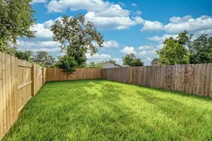 8502 Safeguard St, Houston, TX 77051 - Photo 27
