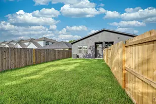 8502 Safeguard St, Houston, TX 77051 - Photo 25