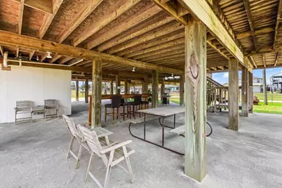970 Gulfview Drive, Crystal Beach, TX 77650 - Photo 39