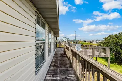 970 Gulfview Drive, Crystal Beach, TX 77650 - Photo 35