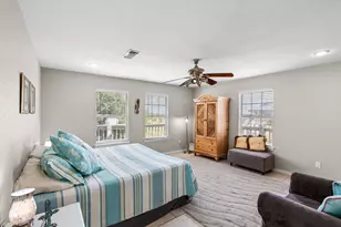 970 Gulfview Dr, Crystal Beach, TX 77650 - Photo 19