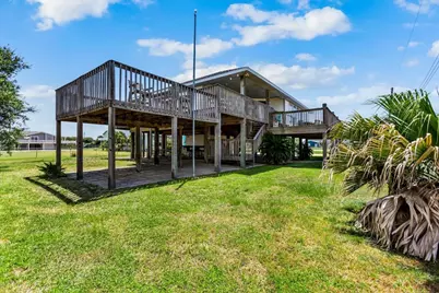 970 Gulfview Drive, Crystal Beach, TX 77650 - Photo 1