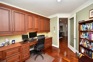 3315 Meadowside Dr, Sugar Land, TX 77478 - Photo 9