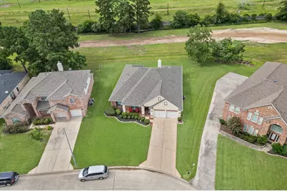 7502 Heron Lakes Drive, Houston, TX 77064 - Photo 35