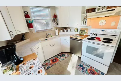 4623 Avenue N 1/2, Galveston, TX 77551 - Photo 23