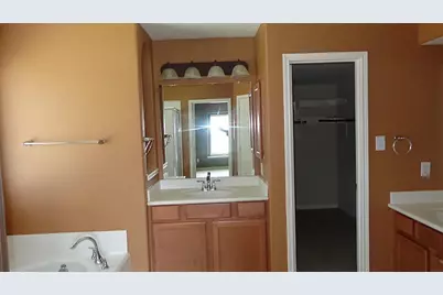 21911 Canyonwood Park Ln, Richmond, TX 77469 - Photo 9