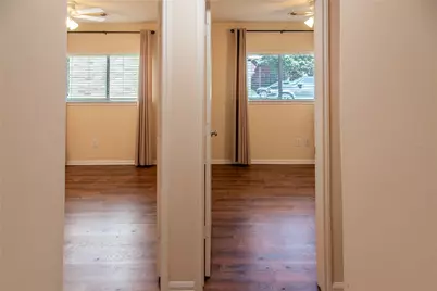 10214 Mills Run Drive, Houston, TX 77070 - Photo 11