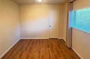 10214 Mills Run Dr, Houston, TX 77070 - Photo 15