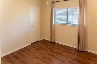 10214 Mills Run Drive, Houston, TX 77070 - Photo 13