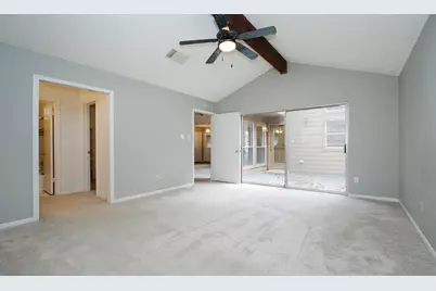 5 W Lance Leaf Rd, The Woodlands, TX 77381 - Photo 17