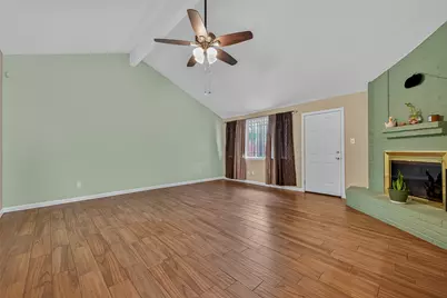 2719 Flintrock Circle, Houston, TX 77067 - Photo 5