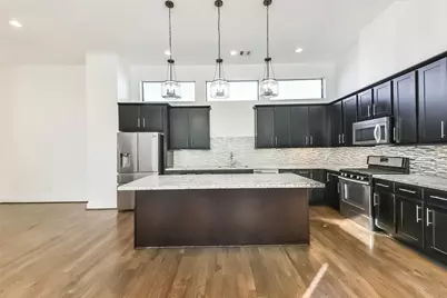 1810 Thompson Street, Houston, TX 77007 - Photo 9