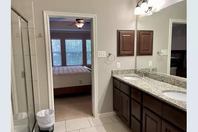 27 Umbria Lane, The Woodlands, TX 77382 - Photo 21