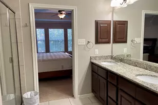 27 Umbria Ln, The Woodlands, TX 77382 - Photo 21
