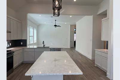 2402 Garden Arbor, Tomball, TX 77375 - Photo 3