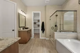 2402 Garden Arbor, Tomball, TX 77375 - Photo 7