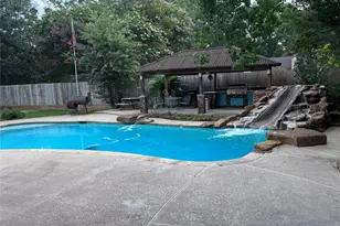 10985 Woods Ln, Cleveland, TX 77328 - Photo 27
