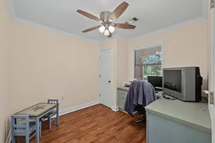 10985 Woods Ln, Cleveland, TX 77328 - Photo 21