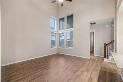 4702 Primrose Valley Lane, Fulshear, TX 77441 - Photo 9