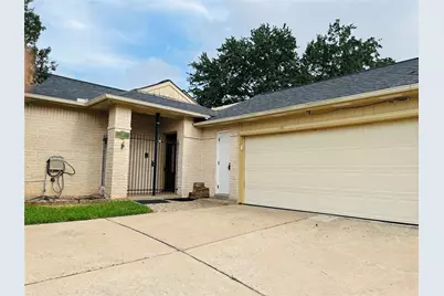 227 Essex Place, Stafford, TX 77477 - Photo 5