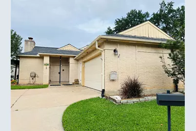 227 Essex Place, Stafford, TX 77477 - Photo 1