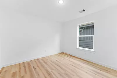 9326 Firnat Street, Houston, TX 77016 - Photo 21