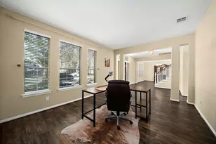 2627 Brazos Ridge Dr, Sugar Land, TX 77479 - Photo 11