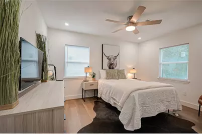 4926 Pershing Street, Houston, TX 77033 - Photo 9