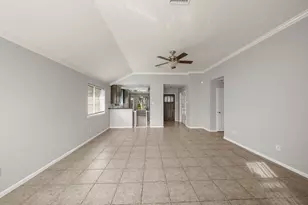 1242 Hunter Wood Dr, League City, TX 77573 - Photo 7