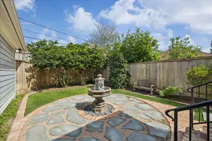 2216 Arlington St, Houston, TX 77008 - Photo 29