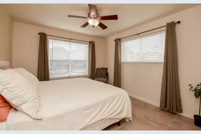 10555 Turtlewood Court #1716, Houston, TX 77072 - Photo 17