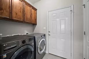 121 Alydar Dr, Victoria, TX 77901 - Photo 17
