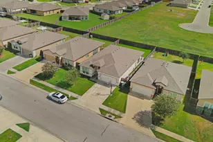 121 Alydar Dr, Victoria, TX 77901 - Photo 19