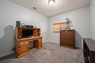 121 Alydar Dr, Victoria, TX 77901 - Photo 13