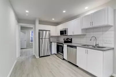 645 E 11th 1/2 Street #1, Houston, TX 77008 - Photo 1