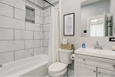 4017 M Ave #Up, Galveston, TX 77550 - Photo 7