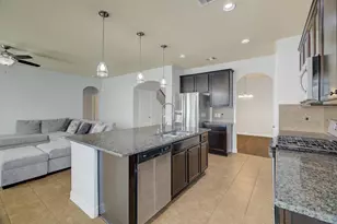 326 Polar Bear Trl, Crosby, TX 77532 - Photo 15