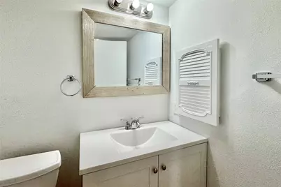 3075 Walnut Bend Lane #22, Houston, TX 77042 - Photo 15